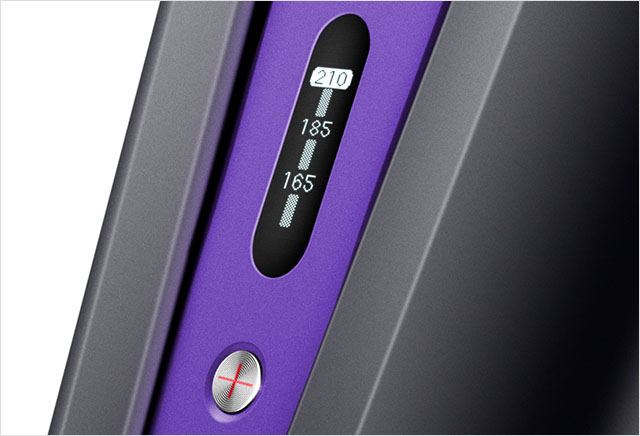 Close up of the Heat settings on the OLED screen 